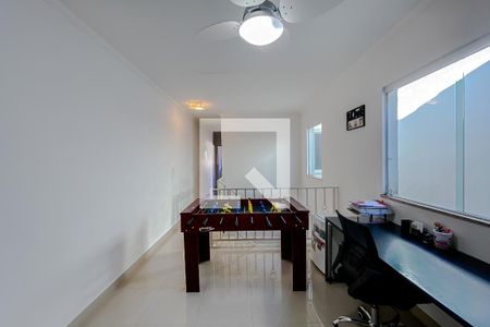 Casa à venda com 230m², 3 quartos e 4 vagasEscritório