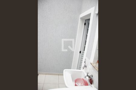 Casa à venda com 110m², 3 quartos e 2 vagas Casa à venda com 110m², 3 quartos e 2 vagasLavanderia