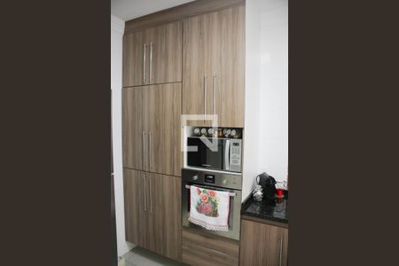 Casa à venda com 110m², 3 quartos e 2 vagas Casa à venda com 110m², 3 quartos e 2 vagasCozinha