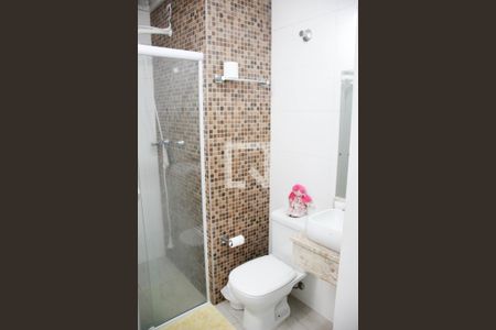 Casa à venda com 110m², 3 quartos e 2 vagas Casa à venda com 110m², 3 quartos e 2 vagasBanheiro