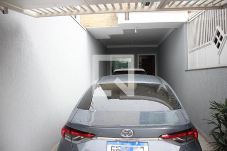 Casa à venda com 110m², 3 quartos e 2 vagas Casa à venda com 110m², 3 quartos e 2 vagasGaragem