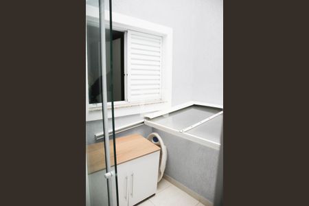 Casa à venda com 110m², 3 quartos e 2 vagas Casa à venda com 110m², 3 quartos e 2 vagasÁrea