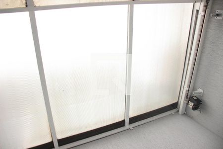 Casa à venda com 110m², 3 quartos e 2 vagas Casa à venda com 110m², 3 quartos e 2 vagasLavanderia