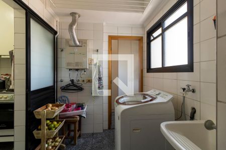 Apartamento à venda com 125m², 3 quartos e 3 vagas Apartamento à venda com 125m², 3 quartos e 3 vagasÁrea de Serviço