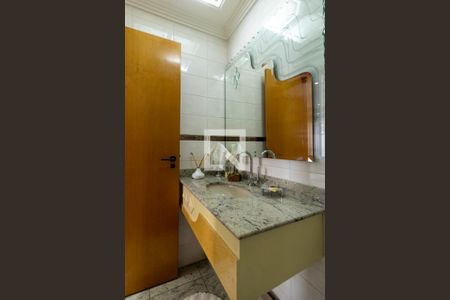 Apartamento à venda com 125m², 3 quartos e 3 vagas Apartamento à venda com 125m², 3 quartos e 3 vagasLavabo