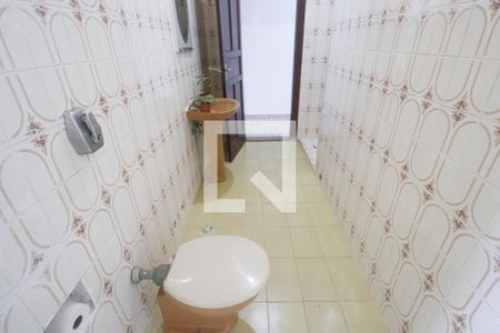 Casa à venda com 120m², 3 quartos e 2 vagasBanheiro Social