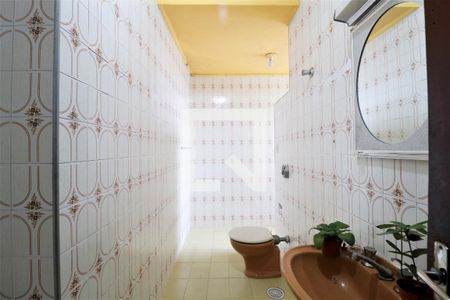 Casa à venda com 120m², 3 quartos e 2 vagasBanheiro Social