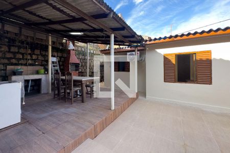 Casa para alugar com 50m², 2 quartos e 1 vaga Casa para alugar com 50m², 2 quartos e 1 vagaÁrea externa