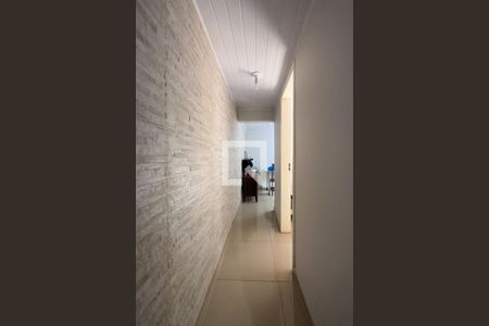 Casa para alugar com 50m², 2 quartos e 1 vaga Casa para alugar com 50m², 2 quartos e 1 vagaCorredor