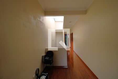 Corredor de casa à venda com 3 quartos, 240m² em Jardim Santa Cruz , São Paulo