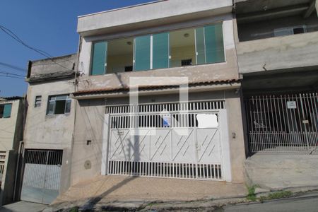 Casa à venda com 240m², 3 quartos e 1 vagaFachada