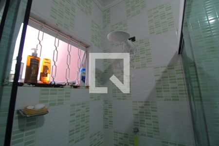 Casa à venda com 240m², 3 quartos e 1 vagaChuveiro banheiro da suíte