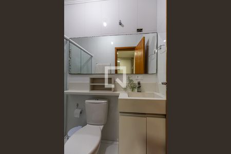 Apartamento à venda com 108m², 2 quartos e 2 vagasBanheiro da Suite