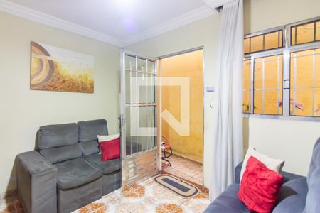 Sala 2 de casa à venda com 4 quartos, 220m² em Padroeira, Osasco
