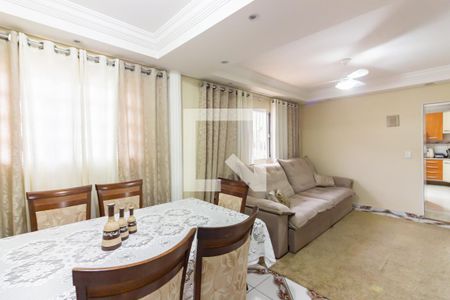 Sala de casa à venda com 4 quartos, 220m² em Padroeira, Osasco