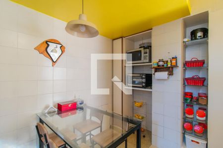Apartamento à venda com 152m², 4 quartos e 1 vagaCozinha