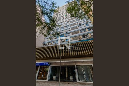 Apartamento para alugar com 100m², 3 quartos e sem vagaFachada