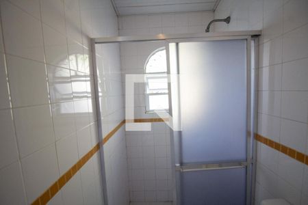 Casa de condomínio à venda com 610m², 5 quartos e 4 vagas Casa de condomínio à venda com 610m², 5 quartos e 4 vagasBanheiro da Área Gourmet