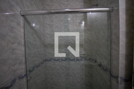 Casa de condomínio à venda com 610m², 5 quartos e 4 vagas Casa de condomínio à venda com 610m², 5 quartos e 4 vagasBanheiro Social