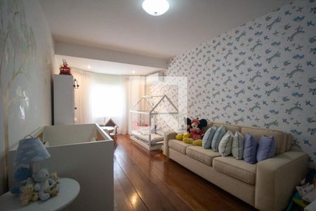 Casa de condomínio à venda com 610m², 5 quartos e 4 vagas Casa de condomínio à venda com 610m², 5 quartos e 4 vagasQuarto 1