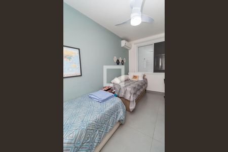 Quarto 2 de apartamento à venda com 2 quartos, 53m² em Higienópolis, Porto Alegre