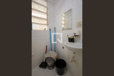 Studio para alugar com 28m², 1 quarto e sem vaga Studio para alugar com 28m², 1 quarto e sem vagaBanheiro do Studio