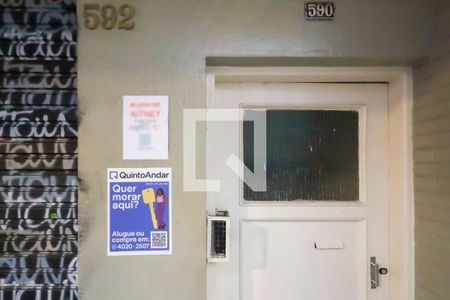 Studio para alugar com 28m², 1 quarto e sem vaga Studio para alugar com 28m², 1 quarto e sem vagaDetalhe da Plaquinha