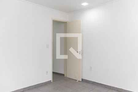 Quarto 1 de casa para alugar com 2 quartos, 81m² em Vila Antonina, São Paulo