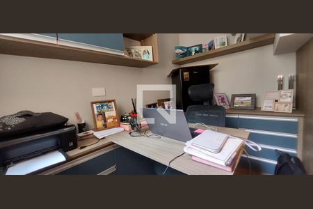 Apartamento à venda com 150m², 4 quartos e 2 vagasEscritório