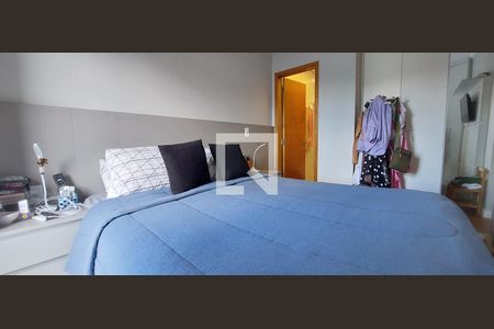 Quarto 1 suíte de apartamento à venda com 4 quartos, 150m² em Vila Pires, Santo André