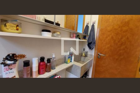 Apartamento à venda com 150m², 4 quartos e 2 vagasBanheiro Quarto 1 suíte