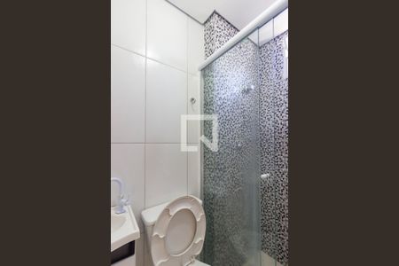 Banheiro de apartamento para alugar com 1 quarto, 38m² em Centro, Osasco