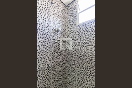 Banheiro de apartamento para alugar com 1 quarto, 38m² em Centro, Osasco