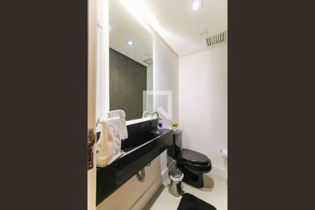 Apartamento à venda com 193m², 3 quartos e 3 vagasLavabo
