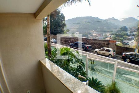 Varanda de apartamento à venda com 3 quartos, 75m² em Fátima, Niterói