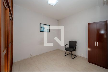 Casa à venda com 205m², 3 quartos e 2 vagasQuarto 2