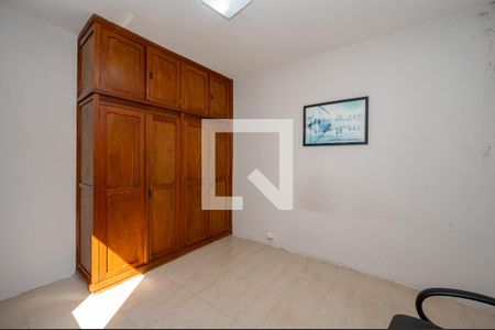 Casa à venda com 205m², 3 quartos e 2 vagasQuarto 2