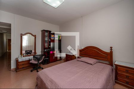 Casa à venda com 205m², 3 quartos e 2 vagasQuarto 1