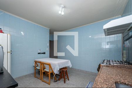 Casa à venda com 205m², 3 quartos e 2 vagasCozinha