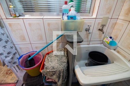 Casa à venda com 100m², 2 quartos e 1 vagaÁrea de Serviço