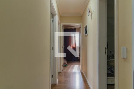 Corredor de apartamento à venda com 3 quartos, 72m² em Jardim Maria Rosa, Taboão da Serra