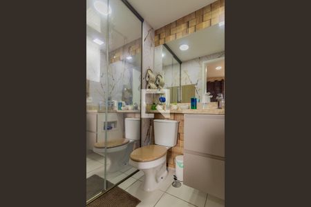Apartamento à venda com 72m², 3 quartos e 2 vagasBanheiro da Suíte