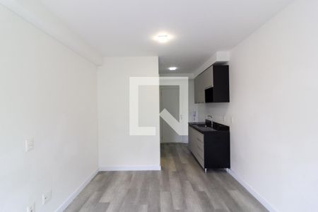 Quarto de kitnet/studio para alugar com 1 quarto, 30m² em Brooklin Paulista, São Paulo