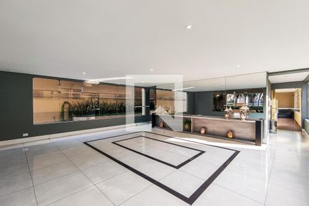 Apartamento à venda com 260m², 4 quartos e 4 vagas Apartamento à venda com 260m², 4 quartos e 4 vagasÁrea Comum - Hall Social