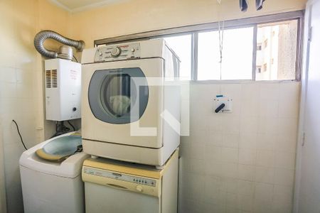 Apartamento à venda com 260m², 4 quartos e 4 vagas Apartamento à venda com 260m², 4 quartos e 4 vagasÁrea de Serviço