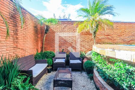 Apartamento à venda com 260m², 4 quartos e 4 vagas Apartamento à venda com 260m², 4 quartos e 4 vagasTerraço