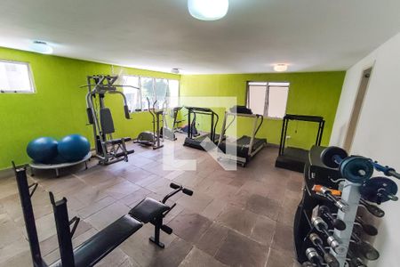 Apartamento à venda com 260m², 4 quartos e 4 vagas Apartamento à venda com 260m², 4 quartos e 4 vagasÁrea Comum - Academia