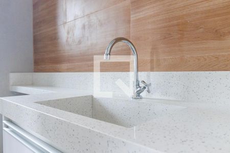 Apartamento para alugar com 37m², 2 quartos e sem vagaBanheiro 