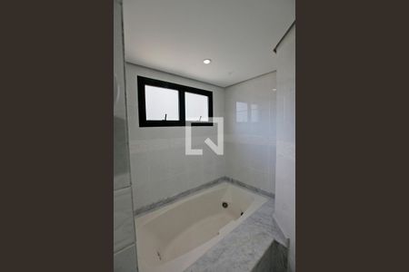 Apartamento à venda com 138m², 3 quartos e 3 vagas Apartamento à venda com 138m², 3 quartos e 3 vagasBanheiro da Suíte 1