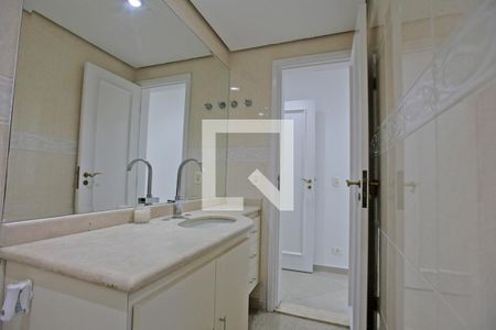 Apartamento à venda com 138m², 3 quartos e 3 vagas Apartamento à venda com 138m², 3 quartos e 3 vagasBanheiro da Suíte 2